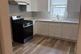 205 Benjamin Ave, Iselin, NJ 08830 - Photo 2