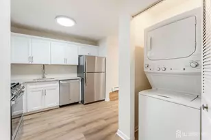 517 Cricket Ln, Woodbridge Township, NJ 07095 - Photo 8