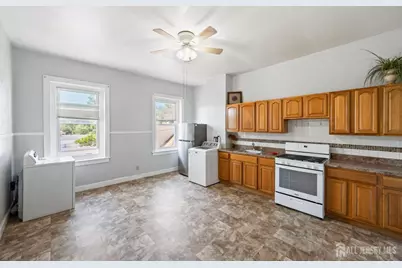 [Address not provided], Sayreville, NJ 08872 - Photo 4