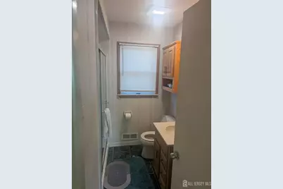 751 Rutherford Avenue, Woodbridge Township, NJ 07095 - Photo 6