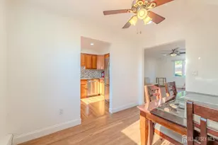 42 York Dr, Edison, NJ 08817 - Photo 12