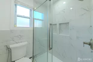 42 York Dr, Edison, NJ 08817 - Photo 24