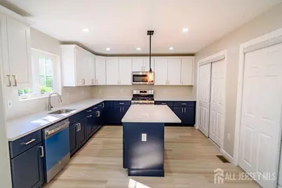 10-B Delar Parkway #B, Franklin Township, NJ 08823 - Photo 8
