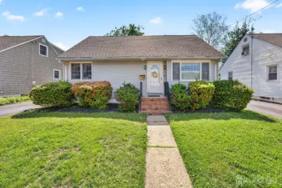 [Address not provided], Hamilton Township, NJ 08690 - Photo 2