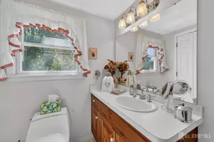[Address not provided], Hamilton Township, NJ 08690 - Photo 16