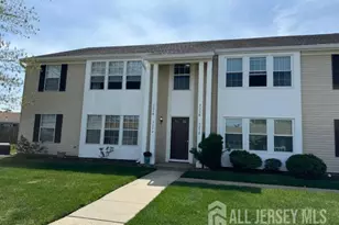 525B Belford Rd, Monroe Township, NJ 08831 - Photo 2