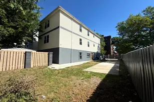 64 Montclair Ave, Newark, NJ 07104 - Photo 2