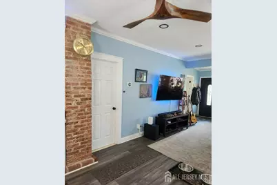 297 Grove Street, Woodbridge Township, NJ 07095 - Photo 10