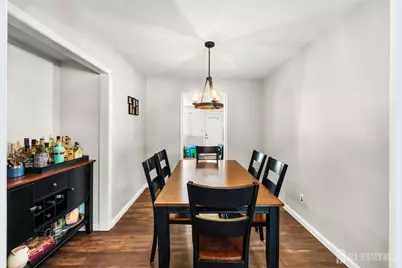 7 Pierrepont Avenue, Middlesex, NJ 08846 - Photo 14