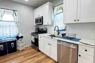 273 Avenel St, Avenel, NJ 07001 - Photo 12
