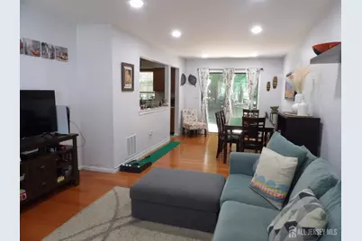 605 Timber  Oaks Road, Edison, NJ 08820 - Photo 8