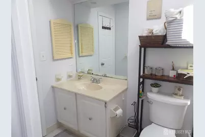 605 Timber  Oaks Road, Edison, NJ 08820 - Photo 30
