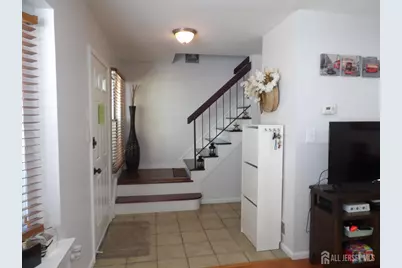 605 Timber  Oaks Road, Edison, NJ 08820 - Photo 6