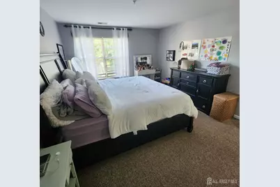 1325 Fernwood Court, New Brunswick, NJ 08901 - Photo 10