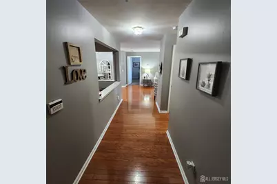 1325 Fernwood Court, New Brunswick, NJ 08901 - Photo 6