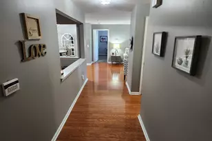 1325 Fernwood Ct, New Brunswick, NJ 08901 - Photo 6