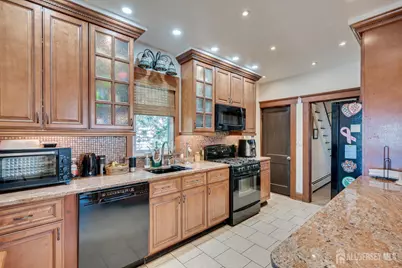 220 Arthur Street, Linden, NJ 07036 - Photo 14