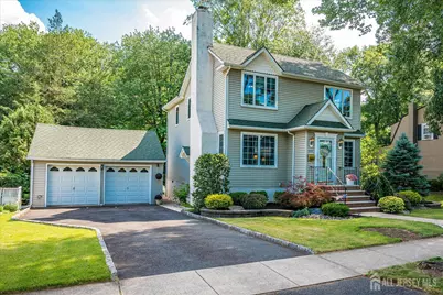844 Milton Boulevard, Rahway, NJ 07065 - Photo 2