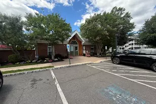 207 Darwin Ln, North Brunswick Township, NJ 08902 - Photo 18