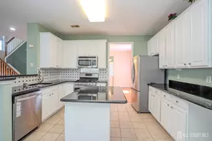 31 SE Hawthorn Dr, Plainsboro Township, NJ 08536 - Photo 16