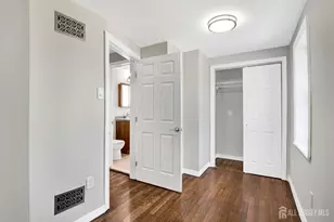 683 Kosciusko St, Perth Amboy, NJ 08861 - Photo 12