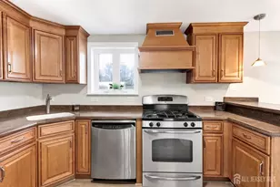 683 Kosciusko St, Perth Amboy, NJ 08861 - Photo 24