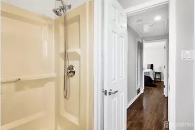 683 Kosciusko Street, Perth Amboy, NJ 08861 - Photo 14