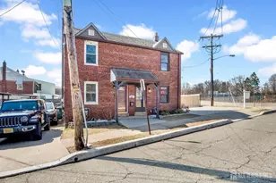 683 Kosciusko St, Perth Amboy, NJ 08861 - Photo 6
