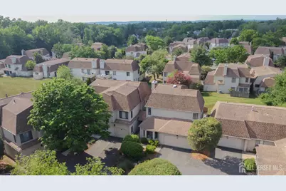 21 Carriage Place, Edison, NJ 08820 - Photo 44