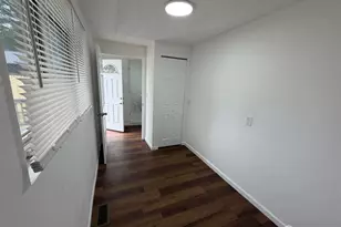 27 Serviss Ave, East Brunswick Township, NJ 08816 - Photo 20