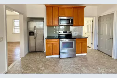 204 Baltimore Avenue, Hillside, NJ 07205 - Photo 14