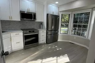 1 John Adams Ct, Monroe Township, NJ 08831 - Photo 6