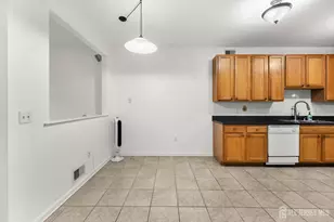 252 Moonlight Dr, Piscataway Township, NJ 08854 - Photo 12