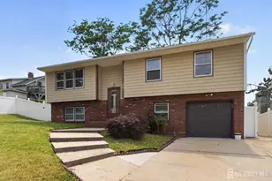 21 Ash Rd, Middlesex, NJ 08817 - Photo 2