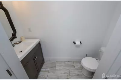 197 Garfield Avenue, Jersey City, NJ 07305 - Photo 18
