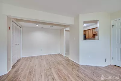 906 Montague Avenue, Iselin, NJ 08830 - Photo 8