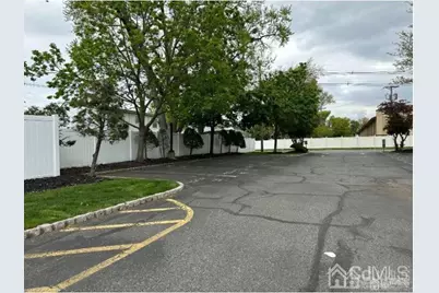 [Address not provided], Iselin, NJ 08830 - Photo 8