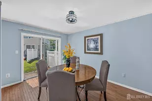 303 Cobblestone Ct, South Brunswick Township, NJ 08852 - Photo 10