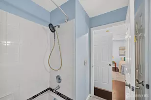 303 Cobblestone Ct, South Brunswick Township, NJ 08852 - Photo 32