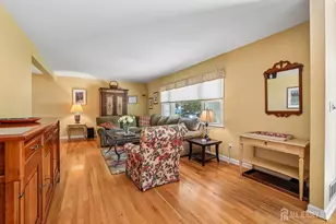 5 Dogwood Ct, East Brunswick Township, NJ 08816 - Photo 4