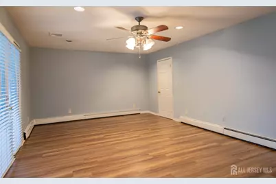 99 Anderson Avenue, Monroe Township, NJ 08831 - Photo 12