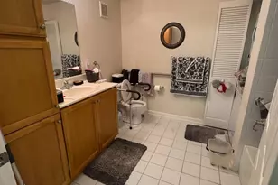 85 Liddle Ave, Edison, NJ 08837 - Photo 6