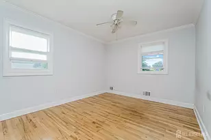 41 Fanwood Dr, Sayreville, NJ 08872 - Photo 32
