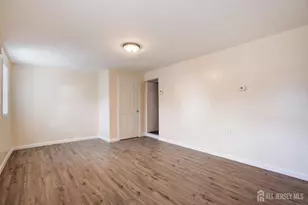 360 Alpine St, Perth Amboy, NJ 08861 - Photo 6