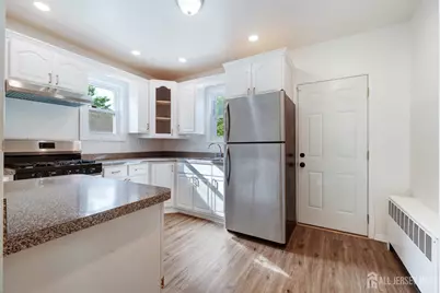 360 Alpine Street, Perth Amboy, NJ 08861 - Photo 4