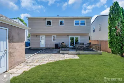 18 Cathrine Street, Sewaren, NJ 07077 - Photo 28