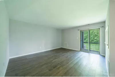 1612 Woodbridge Commons Way, Iselin, NJ 08830 - Photo 6