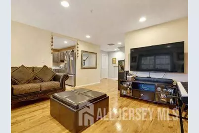 31 Edinburgh Court, Edison, NJ 08820 - Photo 6