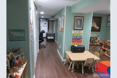 336 Sutton Street, Perth Amboy, NJ 08861 - Photo 8