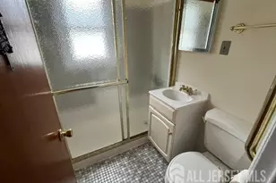 412 2nd St, Middlesex, NJ 08846 - Photo 8